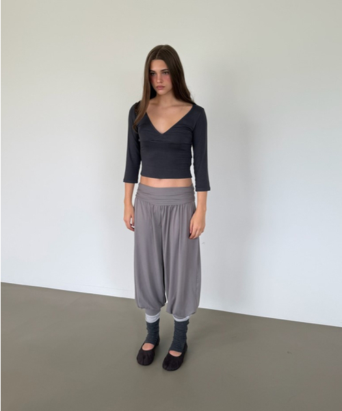 ASURA(アスラ)の「3/4 SLEEVES WRAP T (CHARCOAL)(Tシャツ/カットソー・レディース・その他・OS)」の6枚目の写真