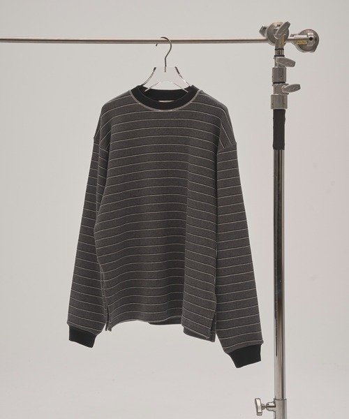 TODAYFUL（トゥデイフル）の「[TODAYFUL/トゥデイフル] マルチボーダー オーバーサイズロングスリーブTシャツ（Tシャツ/カットソー・レディース・チャコールグレー/ブラウン・F）」の4枚目の写真