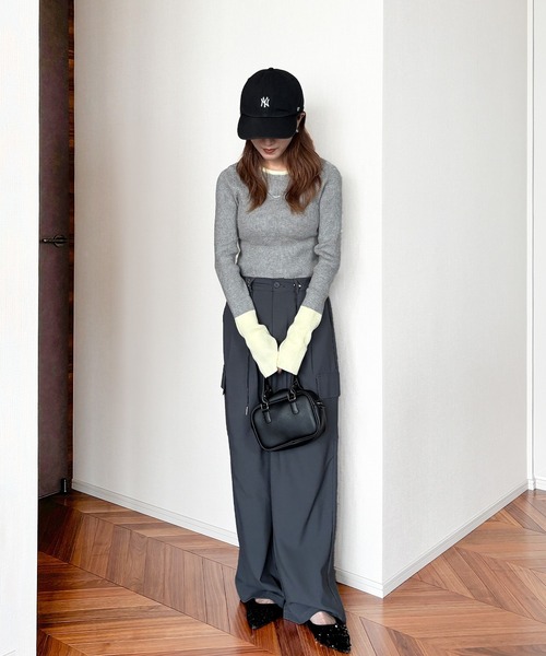 ISOOK(アイスー)の「【ISOOK / アイスー】配色リンガーリブニット / バイカラー リンガーニット リブニット 指穴 サムホール フィンガーホール ロングスリーブ 長袖 ZOZOTOWN限定(Tシャツ/カットソー・レディース・ブラウン/グレー・FREE)」の12枚目の写真