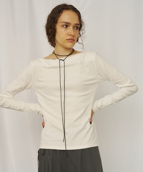 AIC.(エーアイシー)の「ベーシックロングスリーブトップス(Tシャツ/カットソー・レディース・ブラック/オフホワイト/ブラウン/ダークグレー/ネイビー/グレー・FREE)」の8枚目の写真