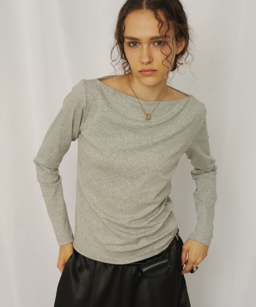 AIC.(エーアイシー)の「ベーシックロングスリーブトップス(Tシャツ/カットソー・レディース・ブラック/オフホワイト/ブラウン/ダークグレー/ネイビー/グレー・FREE)」の18枚目の写真