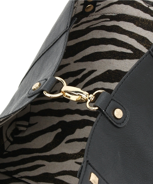 SAC'S BARJean(サックスバージーン)の「【Qu'est ce Que Le "Design"?】スタッヅトート (トートバッグ・レディース・ブラック/グレイッシュベージュ/ベージュ・FREE)」の14枚目の写真