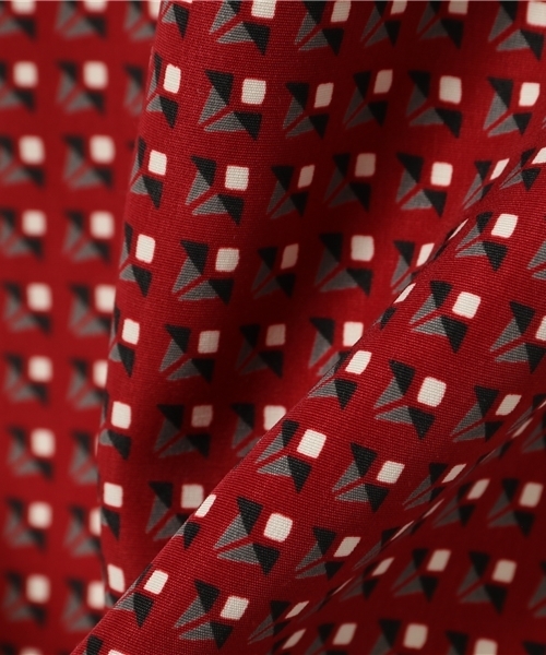 FRAMeWORK(フレームワーク)の「コモンプリントロングキャミソール◆(シャツ/ブラウス・レディース・レッド・FREE)」の7枚目の写真