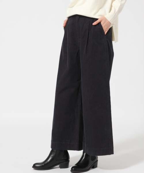 GLOBAL WORK（グローバルワーク）の「コーデュロイワイドパンツ/741507（その他パンツ・レディース・ダークブラウン/ホワイト/ネイビー・MEDIUM/LARGE）」の3枚目の写真