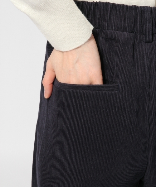 GLOBAL WORK（グローバルワーク）の「コーデュロイワイドパンツ/741507（その他パンツ・レディース・ダークブラウン/ホワイト/ネイビー・MEDIUM/LARGE）」の8枚目の写真