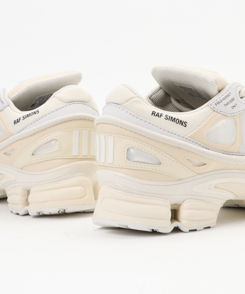 adidas by RAF SIMONS（アディダスバイラフシモンズ）の「adidas by Raf Simons Ozweego Bunny （スニーカー・メンズ・ホワイト・25/26/27/28）」の7枚目の写真