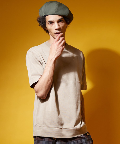 UNITED TOKYO（ユナイテッドトウキョウ）の「18G天竺クルーネックニットTee（ニット/セーター・メンズ・ベージュ/グリーン/ピンク/ブラック/ブルー/オフホワイト/サックスブルー/マスタード/ラベンダー・1/2/3）」の4枚目の写真