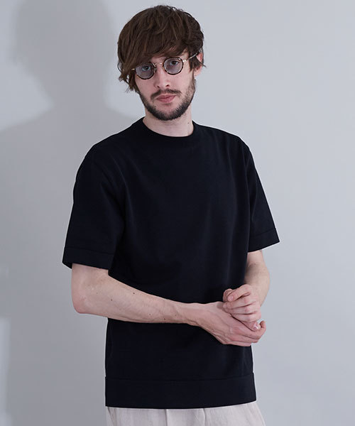 UNITED TOKYO（ユナイテッドトウキョウ）の「18G天竺クルーネックニットTee（ニット/セーター・メンズ・ベージュ/グリーン/ピンク/ブラック/ブルー/オフホワイト/サックスブルー/マスタード/ラベンダー・1/2/3）」の3枚目の写真