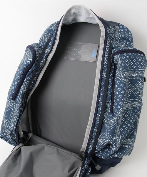 THE NORTH FACE（ザノースフェイス）の「ザ・ノース・フェイス　キッズキャンピングリュックサック　/　サニーキャンパー40＋6（バックパック/リュック・キッズ・コバルトブルー/チェリーレッド/その他/ブラック系その他/ホワイト系その他/エメラルドブルー/カラフル/レッド系その他/ブルー系その他・ONE SIZE）」の13枚目の写真