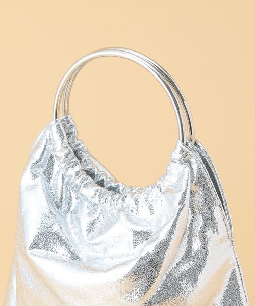 Casselini（キャセリーニ）の「【CASSELINI】メタリックリングハンドルバッグ（ハンドバッグ・レディース・ブラック/ゴールド/シルバー・FREE）」の9枚目の写真