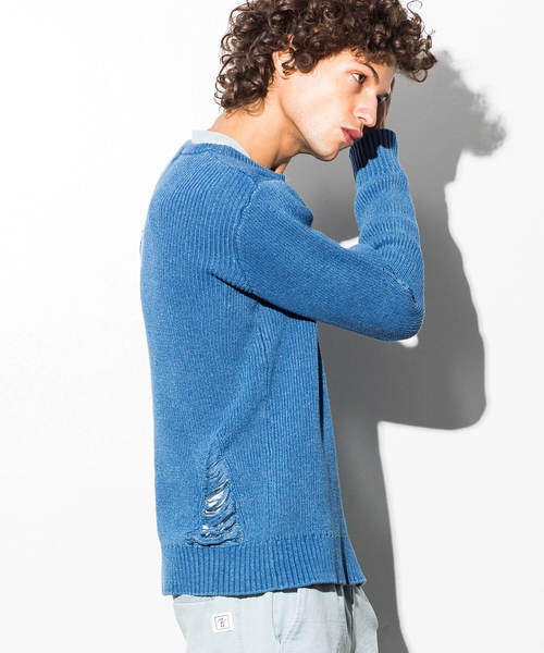 AZ by junhashimoto(エーゼイ バイ ジュンハシモト)の「AZ by junhashimoto(エーゼイ バイ ジュンハシモト)インディゴ染めダメージサマーニット(ニット/セーター・メンズ・ブルー/サックスブルー・LARGE/MEDIUM/SMALL/X-LARGE)」の4枚目の写真