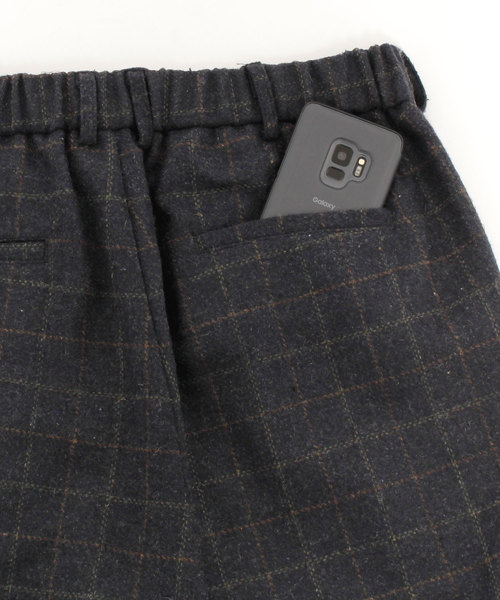 MONO-MART（モノマート）の「ウールブレンドブリティッシュチェックタックワイドパンツ（その他パンツ・メンズ・ブラック/ネイビー/グレー・M/L）」の11枚目の写真