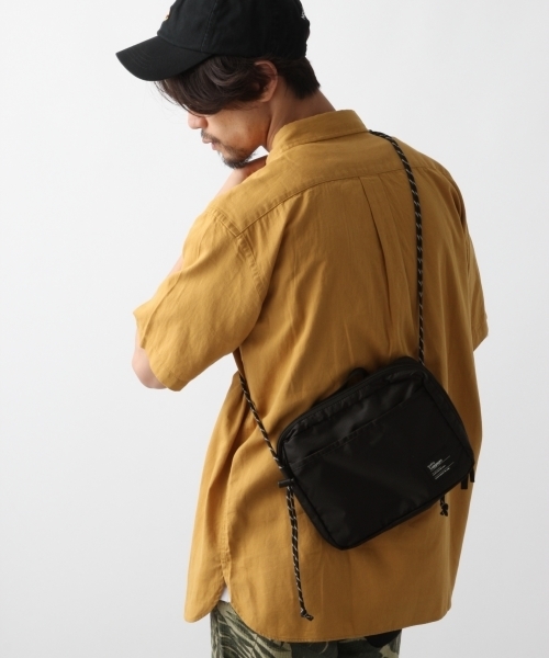 RAGEBLUE（レイジブルー）の「トラベルミニバッグ/800252（ショルダーバッグ・メンズ・ブラック/パープル/グレー/オレンジ・FREE）」の2枚目の写真