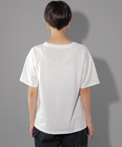 PAGEBOY（ページボーイ）の「ＲＥＤロゴＴシャツ（Tシャツ/カットソー・レディース・ホワイト系その他/ホワイト系その他2/ホワイト系その他3・FREE）」の14枚目の写真