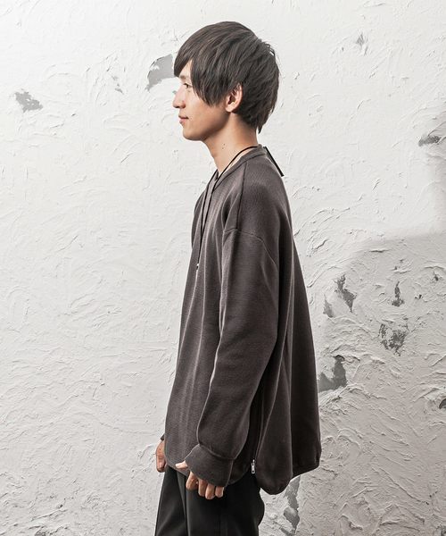 MinoriTY（マイノリティ）の「ミラノリブ サイドZIPビッグシルエットクルーネックニット ビッグニット（ニット/セーター・メンズ・ブラウン/チャコールグレー/ベージュ/ワイン/杢グレー/オフホワイト/ブラック・L/M）」の19枚目の写真