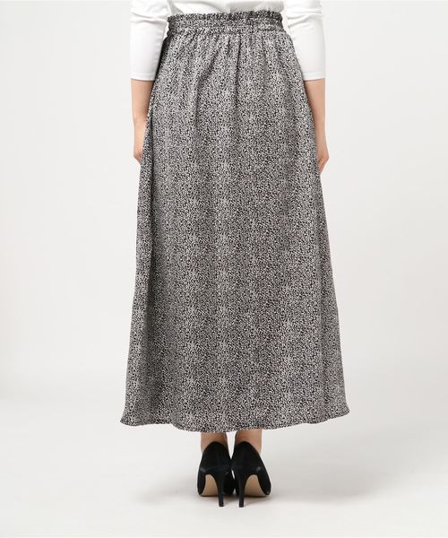 STYLEBLOCK（スタイルブロック）の「ポプリンレオパード柄ギャザーマキシスカート（スカート・レディース・ブラック/ベージュ・M）」の4枚目の写真