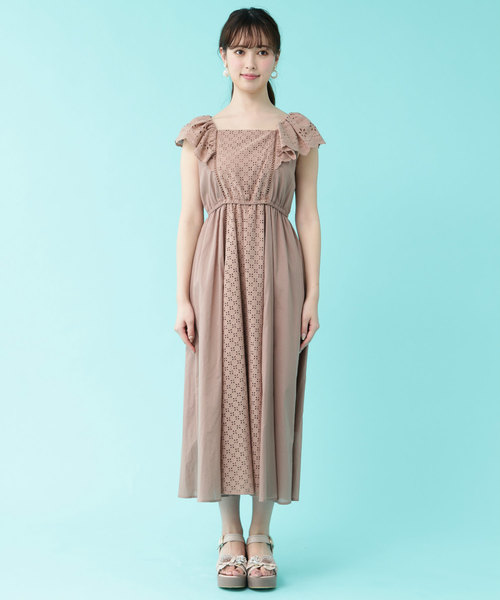 JILL by JILL STUART(ジルバイジルスチュアート)の「ミックスレースマキシワンピース(ワンピース・レディース・ネイビー/ベージュ・SMALL/MEDIUM)」の3枚目の写真