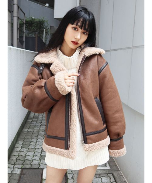 EMODA（エモダ）の「ジップバルキーフェイクムートンコート（ムートンコート・レディース・ブラック/ベージュ/ブラウン・FREE）」の10枚目の写真