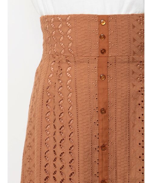 dazzlin（ダズリン）の「レディライクコットンスカート（スカート・レディース・オフホワイト/ブラック/ブラウン・SMALL/MEDIUM）」の9枚目の写真