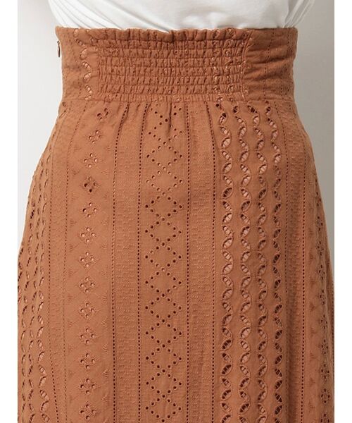 dazzlin（ダズリン）の「レディライクコットンスカート（スカート・レディース・オフホワイト/ブラック/ブラウン・SMALL/MEDIUM）」の8枚目の写真