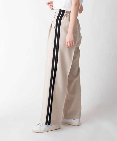 miniyu（ミニュウ）の「La SRIC/サイドラインパンツ（その他パンツ・レディース・カーキ/ピンク/モカ/ライトベージュ・MEDIUM）」の9枚目の写真
