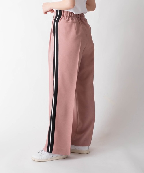 miniyu（ミニュウ）の「La SRIC/サイドラインパンツ（その他パンツ・レディース・カーキ/ピンク/モカ/ライトベージュ・MEDIUM）」の22枚目の写真