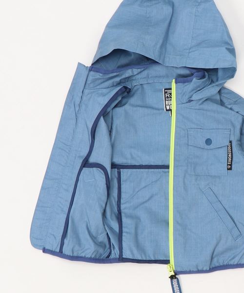 RUGGEDWORKS（ラゲッドワークス）の「無地ポケッタブルポリデニムジャケット　ユニセックス（その他アウター・キッズ・ブルー/ネイビー・140cm/100cm/110cm/130cm/120cm/150cm/90㎝）」の3枚目の写真