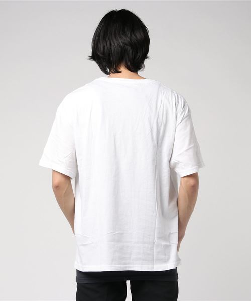 NO ID.(ノーアイディ)の「C天竺レイヤードT(Tシャツ/カットソー・メンズ・ホワイト/ブラック/グレー/レッド・1/2)」の6枚目の写真