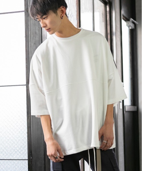 Beno(ビーノ)の「ミニ裏毛 / ハイブリッド ボーダー オーバーサイズ スピンドル ビッグTシャツ(Tシャツ/カットソー・メンズ・オフホワイト/ベージュ/ブラック・FREE)」の6枚目の写真