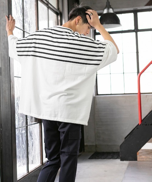 Beno(ビーノ)の「ミニ裏毛 / ハイブリッド ボーダー オーバーサイズ スピンドル ビッグTシャツ(Tシャツ/カットソー・メンズ・オフホワイト/ベージュ/ブラック・FREE)」の5枚目の写真