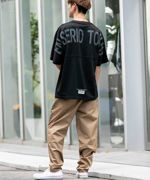 En serio TOKYO（エンソリオトーキョー）の「TCポンチジャージ / レインボーリフレクト プリント ドルマンスリーブ ビッグ シルエット Tシャツ（Tシャツ/カットソー・メンズ・ブラック/パープル/オフホワイト/オレンジ/サンドベージュ・S/M/L）」の16枚目の写真