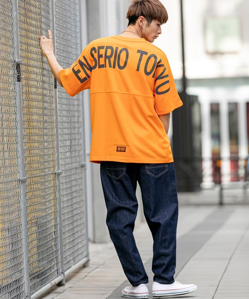 En serio TOKYO（エンソリオトーキョー）の「TCポンチジャージ / レインボーリフレクト プリント ドルマンスリーブ ビッグ シルエット Tシャツ（Tシャツ/カットソー・メンズ・ブラック/パープル/オフホワイト/オレンジ/サンドベージュ・S/M/L）」の9枚目の写真