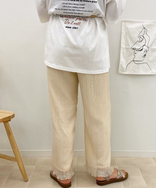 apres jour(アプレジュール)の「へリンボンクリンクルパンツ【ZOZOTOWN限定アイテム】(その他パンツ・レディース・ミント/アイボリー/サックスブルー/ブラック・フリー)」の8枚目の写真