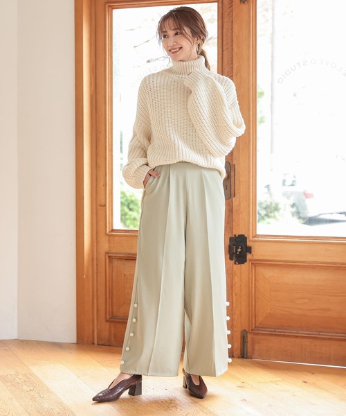 KOBE LETTUCE(コウベレタス)の「サイドパールワイドパンツ(その他パンツ・レディース・ライトブルー/アイボリー/グリーン系その他/パープル系その他・FREE)」の7枚目の写真