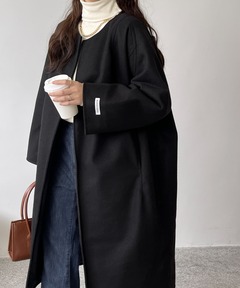 新品⭐ノーカラーコート⭐36(S)黒 Olu. ノーカラーコート コート バイカラーロングニットコート