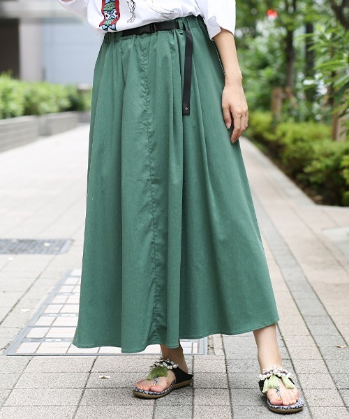 チチカカ（チチカカ）の「アジャストベルトタックフレアースカート（スカート・レディース・チャコールグレー/グリーン/マスタード・FREE）」の3枚目の写真