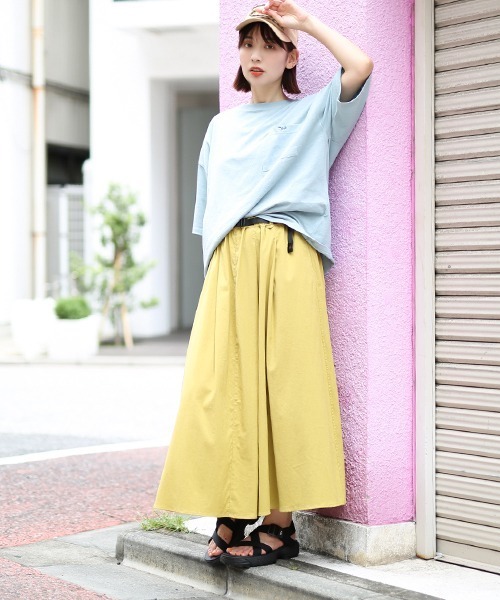 チチカカ（チチカカ）の「アジャストベルトタックフレアースカート（スカート・レディース・チャコールグレー/グリーン/マスタード・FREE）」の9枚目の写真