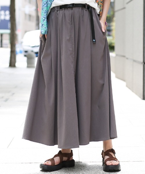 チチカカ（チチカカ）の「アジャストベルトタックフレアースカート（スカート・レディース・チャコールグレー/グリーン/マスタード・FREE）」の7枚目の写真