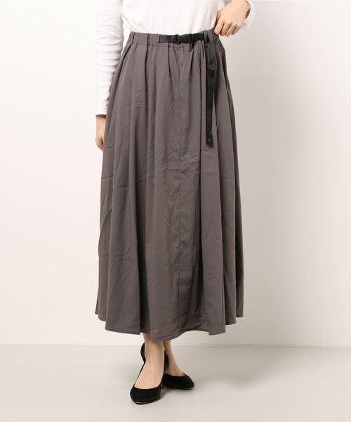 チチカカ（チチカカ）の「アジャストベルトタックフレアースカート（スカート・レディース・チャコールグレー/グリーン/マスタード・FREE）」の22枚目の写真