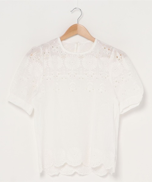 emi+(エミプラス)の「フラワー刺繍 レースブラウス(シャツ/ブラウス・レディース・ホワイト/ベージュ・S/M)」の10枚目の写真