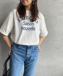 【FUDGE 6月号掲載】[Americana×JEANS FACTORY/アメリカーナ×ジーンズファクトリー] 別注 アーチロゴプリント ショート丈Tシャツ