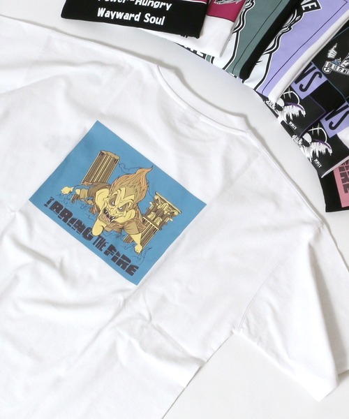 Disney(ディズニー)の「Disney VILLAINS/ディズニーヴィランズ バックイラストロゴ アニメプリントTシャツ(Tシャツ/カットソー・レディース・ホワイト系その他/ブラック系その他/ホワイト系その他2/ホワイト系その他3/ホワイト系その他4/ブラック系その他2/ブラック系その他3/ブラック系その他5・M/L)」の4枚目の写真