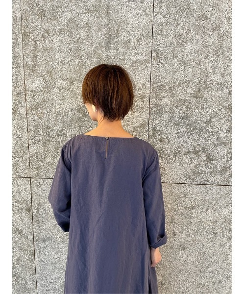 BEARDSLEY（ビアズリー）の「テントワンピース（ワンピース・レディース・ブラック/ブルー・1/0）」の10枚目の写真