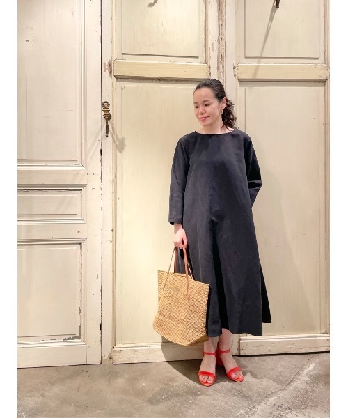 BEARDSLEY（ビアズリー）の「テントワンピース（ワンピース・レディース・ブラック/ブルー・1/0）」の13枚目の写真