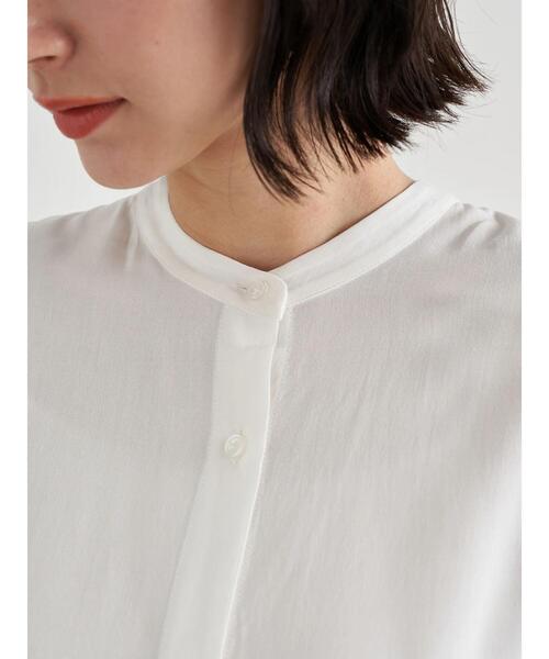 earth music&ecology（アースミュージックアンドエコロジー）の「バックティアードチュニック(半袖) ＊（シャツ/ブラウス・レディース・ブラック/オフホワイト/サックスブルー/ラベンダー・FREE）」の14枚目の写真