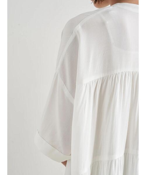 earth music&ecology（アースミュージックアンドエコロジー）の「バックティアードチュニック(半袖) ＊（シャツ/ブラウス・レディース・ブラック/オフホワイト/サックスブルー/ラベンダー・FREE）」の15枚目の写真