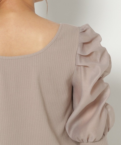 mysty woman（ミスティウーマン）の「シアーパワショル2WAYプルオーバー 950567（Tシャツ/カットソー・レディース・ブラック/ベージュ/アイボリー・FREE）」の14枚目の写真