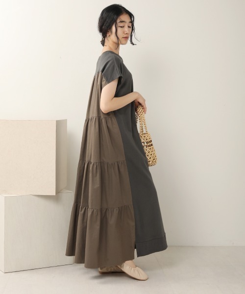 Bab(バブ)の「【WEB限定】バックシャンティアードワンピース(ワンピース・レディース・ブラック/グレー/カーキ/アイボリー・FREE/TL)」の16枚目の写真