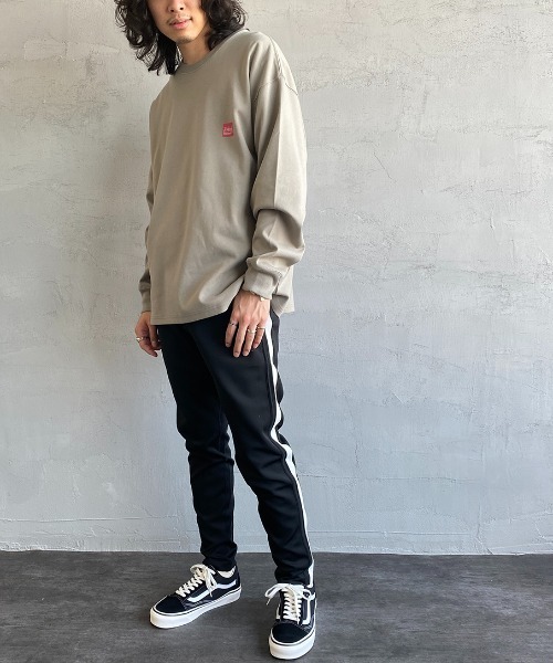 Manhattan Portage（マンハッタンポーテージ）の「[MANHATTAN PORTAGE/マンハッタンポーテージ] 別注 バックプリントロングスリーブＴシャツ（Tシャツ/カットソー・レディース・ホワイト/カーキ/ネイビー・L/XL/M）」の10枚目の写真