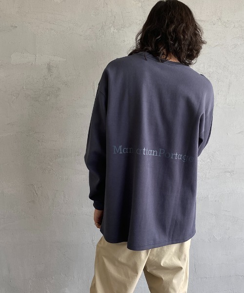 Manhattan Portage（マンハッタンポーテージ）の「[MANHATTAN PORTAGE/マンハッタンポーテージ] 別注 バックプリントロングスリーブＴシャツ（Tシャツ/カットソー・レディース・ホワイト/カーキ/ネイビー・L/XL/M）」の19枚目の写真